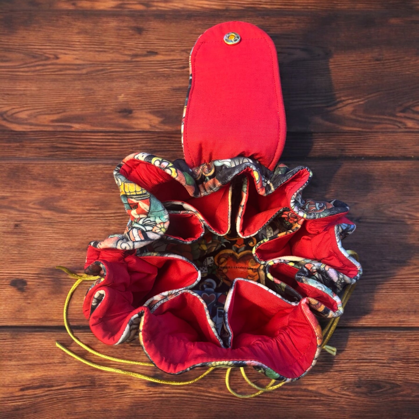 Old school Tattoo velvet jewellery pouch