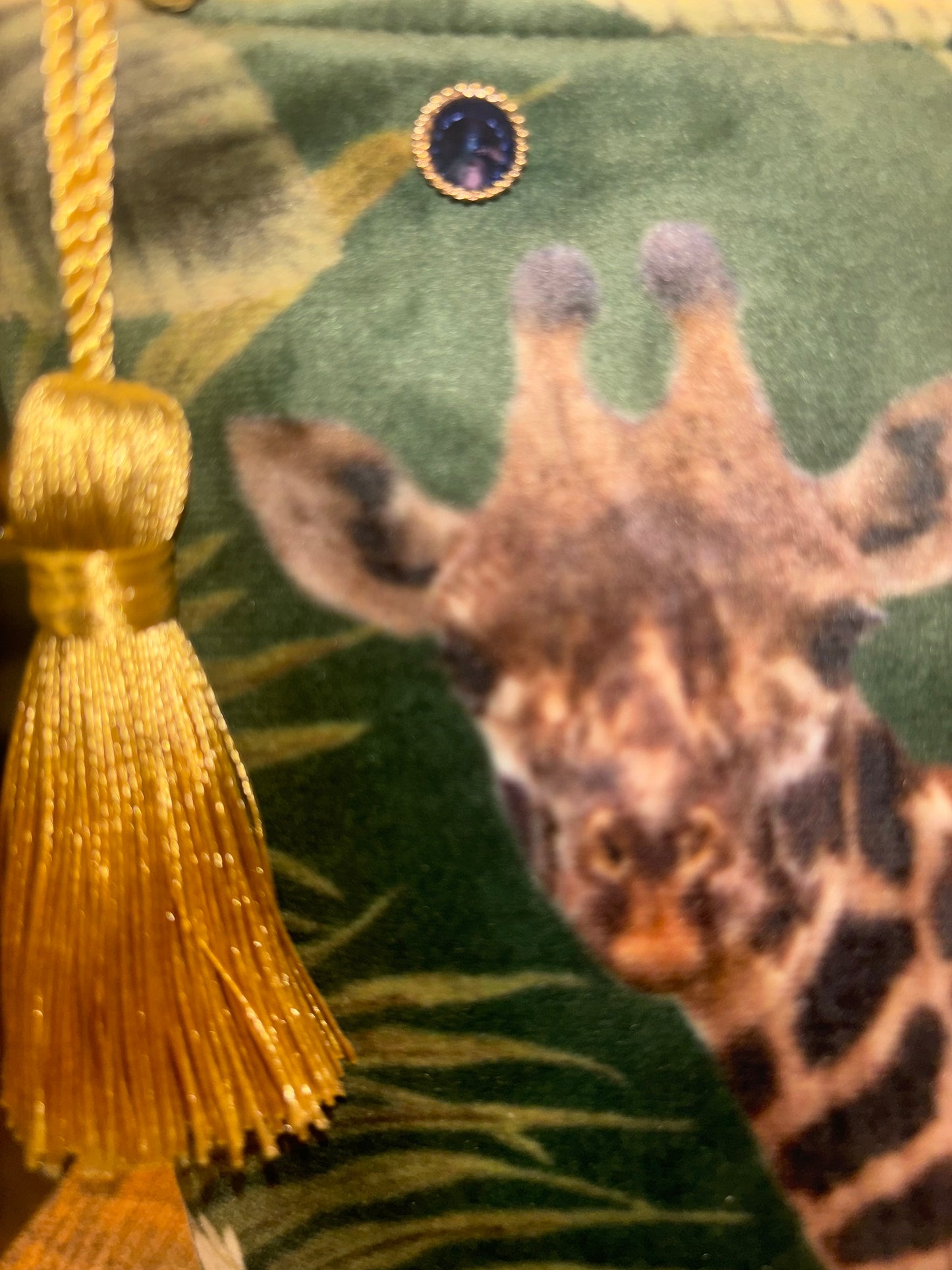 Giraffe tropical Velvet Toiletry / Wash Bag