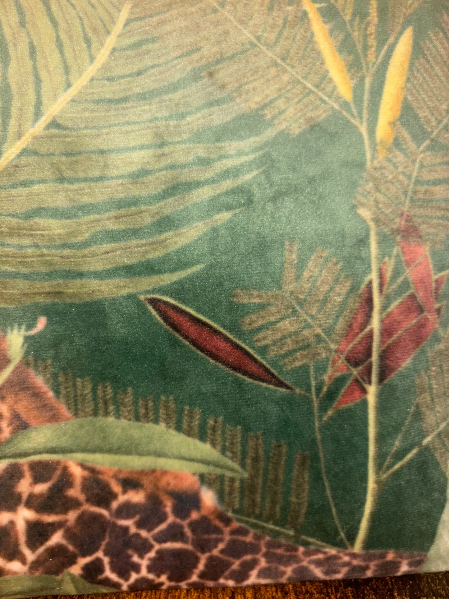 Giraffe tropical Velvet Toiletry / Wash Bag