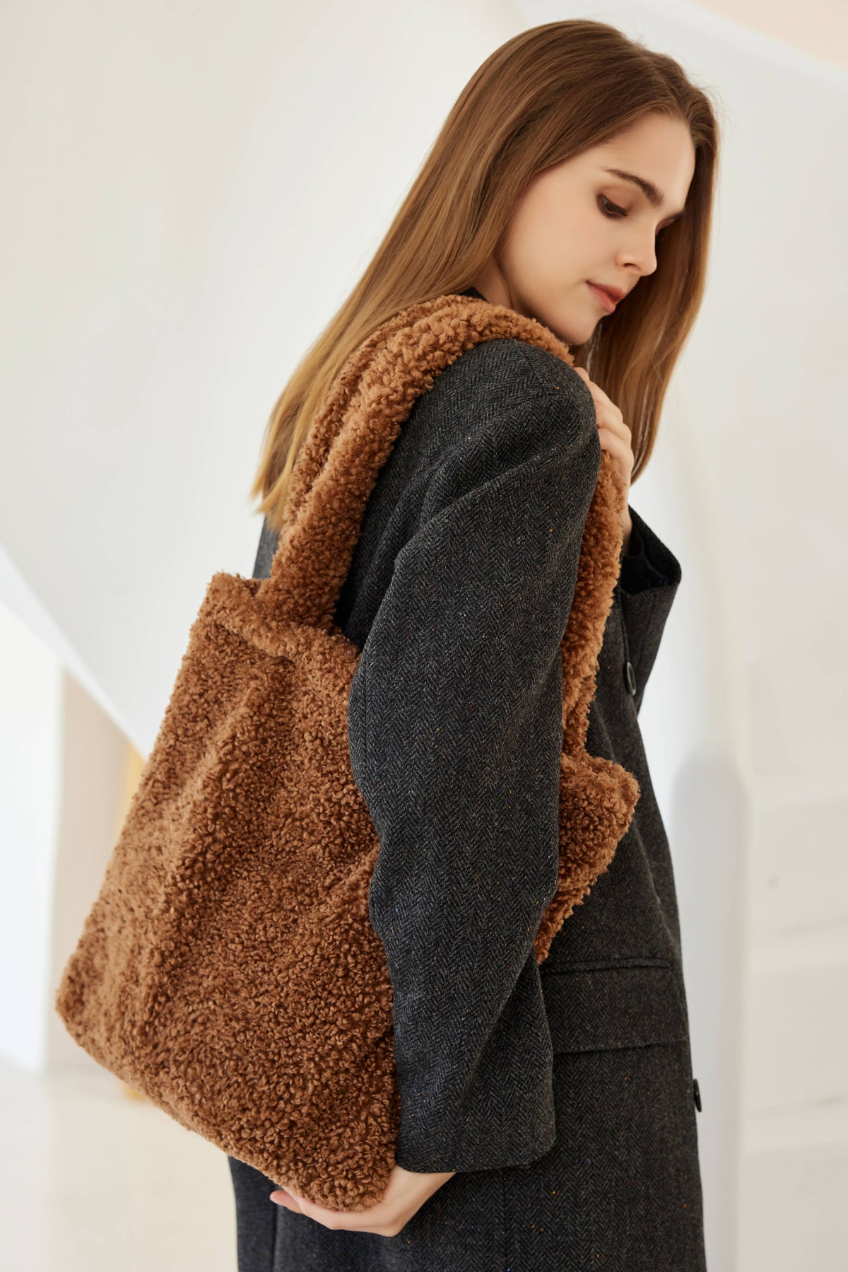Women's Faux Shearling Tote Shoulder Bag: Black